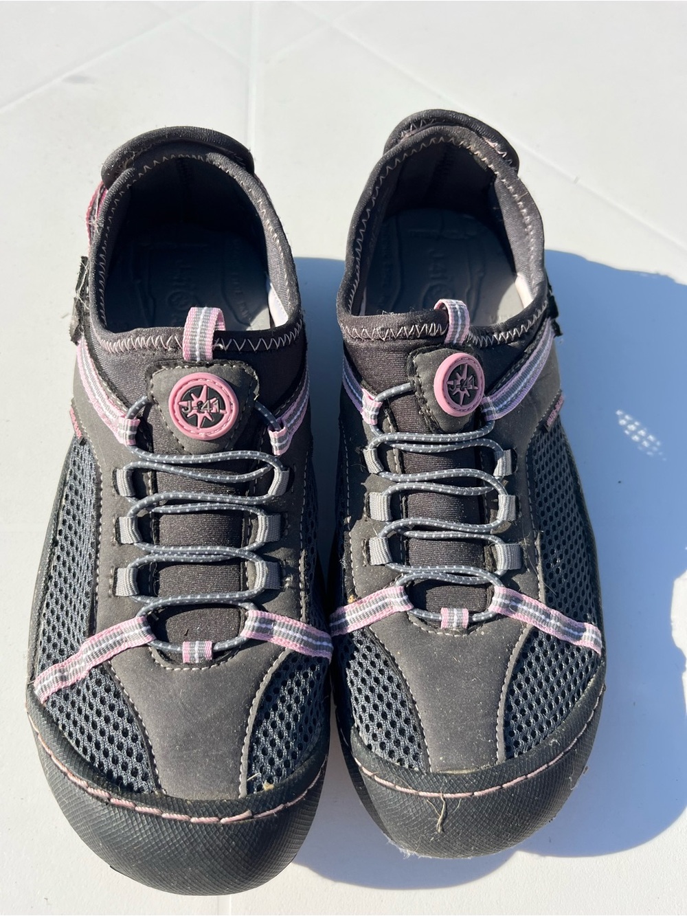 Jeep J-41 women’s sz 8.5 shoes